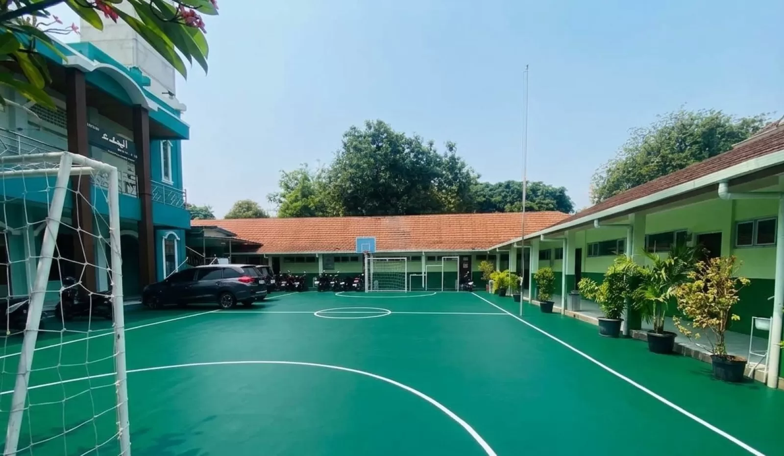 Kebersihan bagian dari Iman